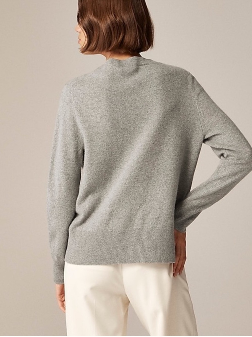 J. Crew Cashmere Classic Fit Crewneck Sweater Cozy Soft Heather Ash Gray size M - Picture 2 of 6